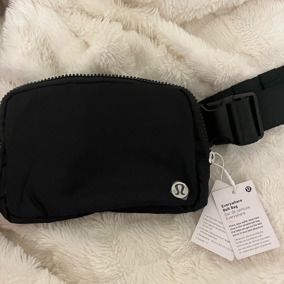 lululemon athletica Handbags - lululemon black belt bag